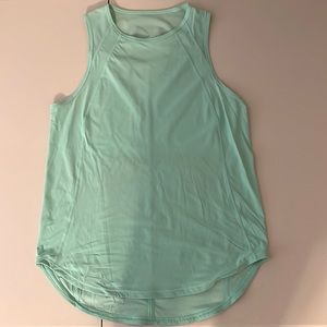 Lululemon sculpt tank.